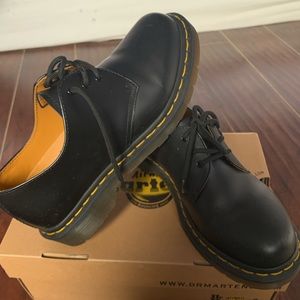 1461 BLACK DOC MARTEN DR.MARTEN OXFORD